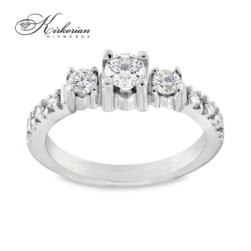 Годежен пръстен с три диаманта 0.59ct бяло злато 14k – модел K379