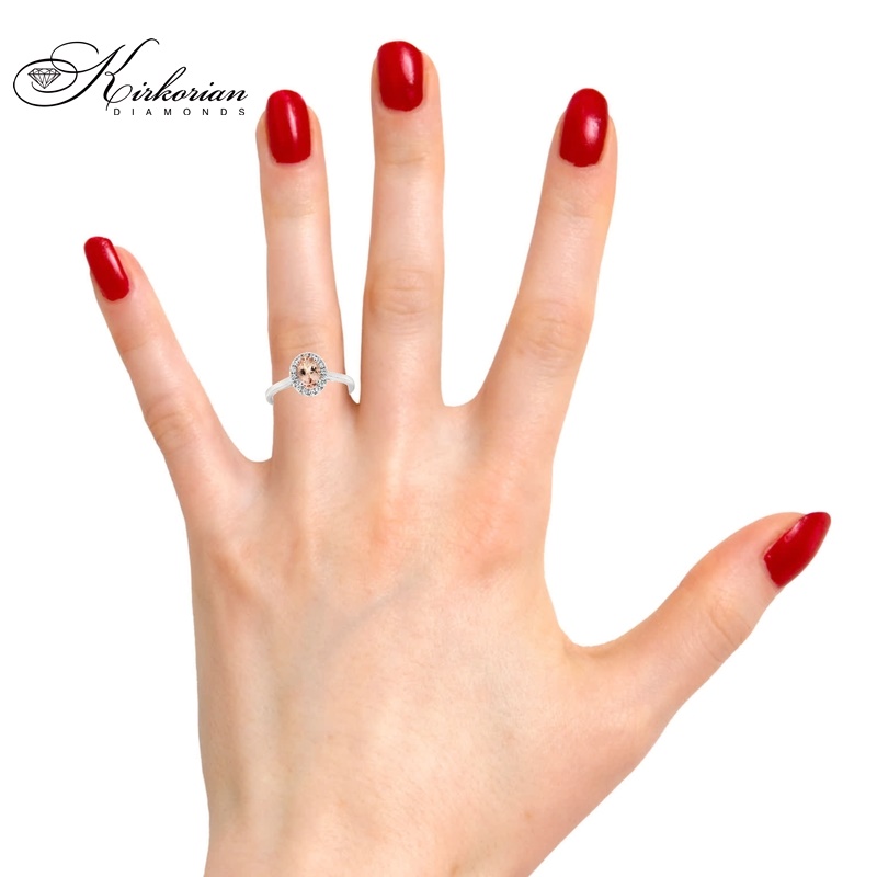 Пръстен с морганит 0.80 ct и диаманти 0.16 ct от бяло злато 18К – модел RG044436