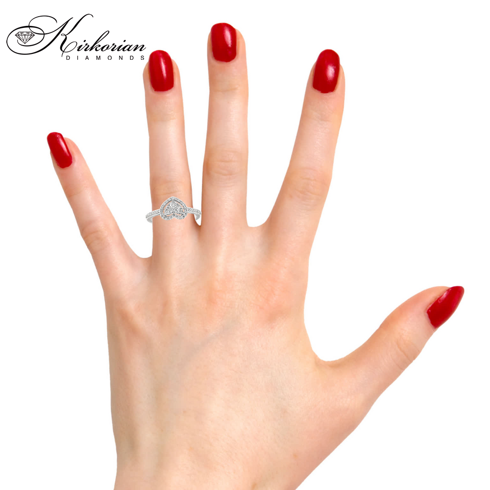 Годежен пръстен сърце с диаманти 0.34 ct от бяло злато 18К – модел RN228
