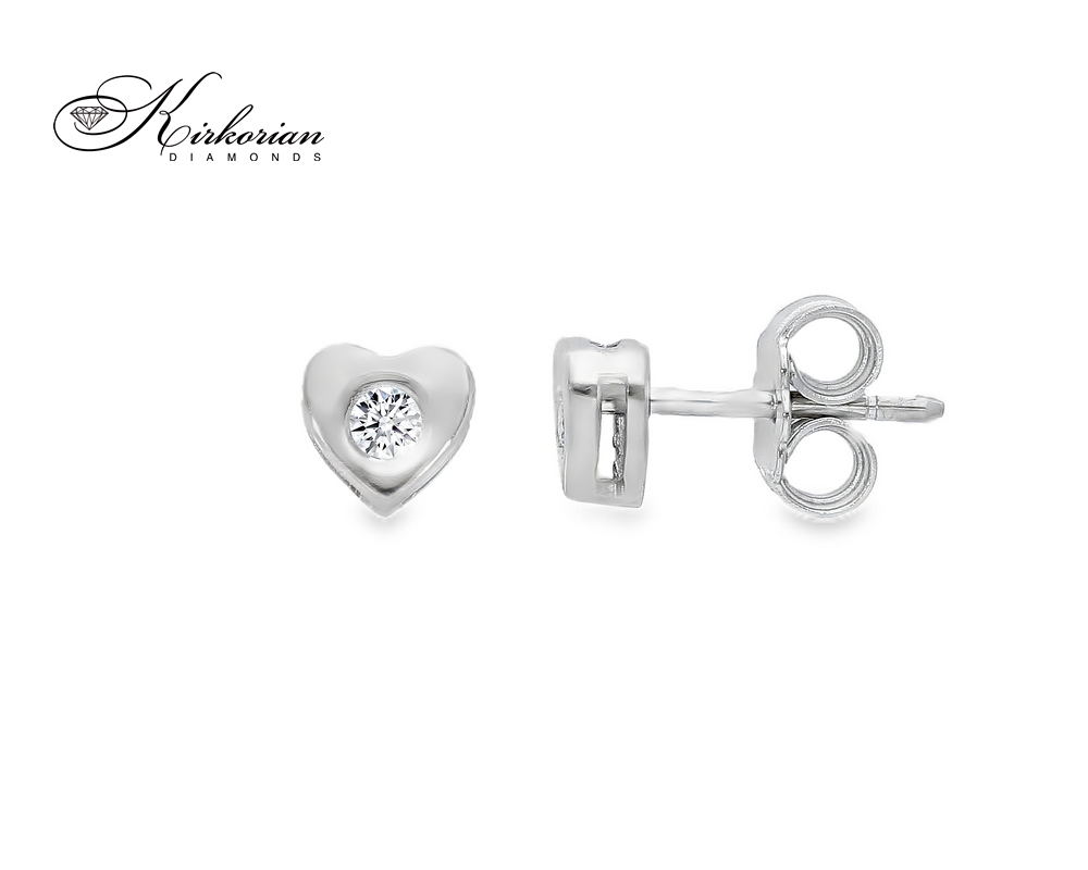Обеци сърце от бяло злато 18К с диаманти 0.06 ct – луксозен модел с KD сертификат