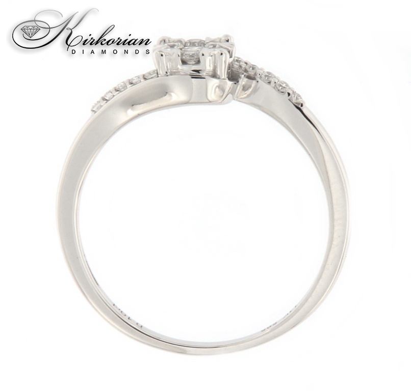 Годежен пръстен бяло злато 14к. с диаманти 0.19 карата код:RN136B
