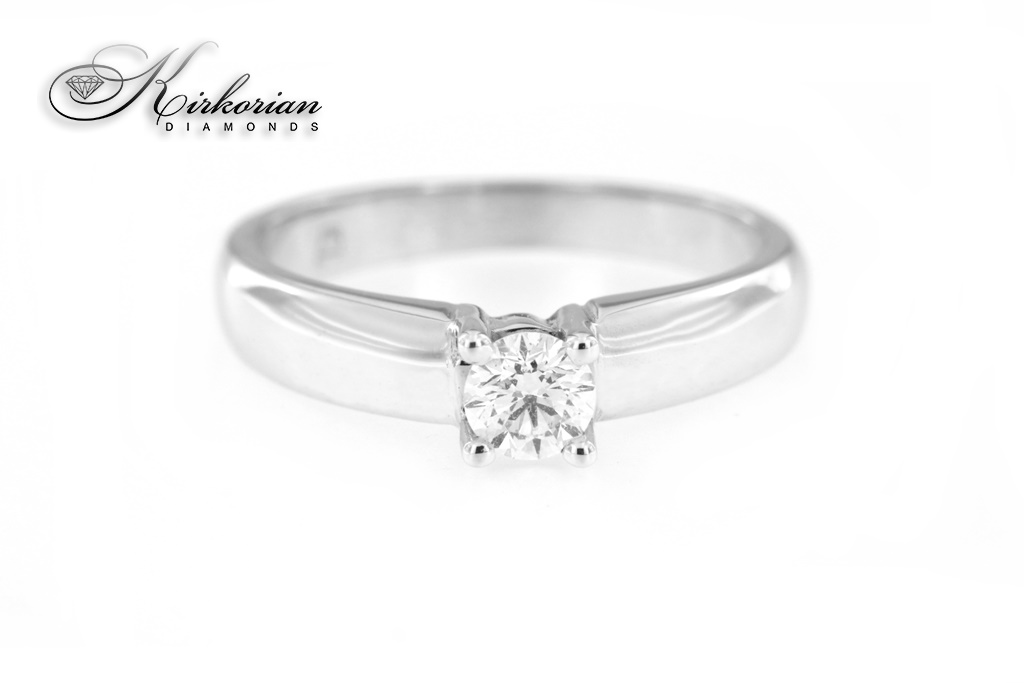Годежен пръстен бяло злато 14к. с диамант 0.30 карата GIA сертификат код:390