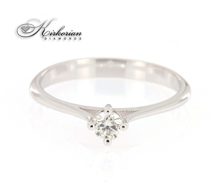 Класически годежен пръстен бяло злато 14к. с диамант 0.20 карата код:556