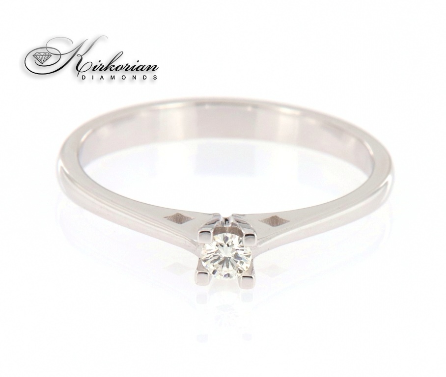 Класически годежен пръстен бяло злато 14к. с диамант 0.10 карата код:557